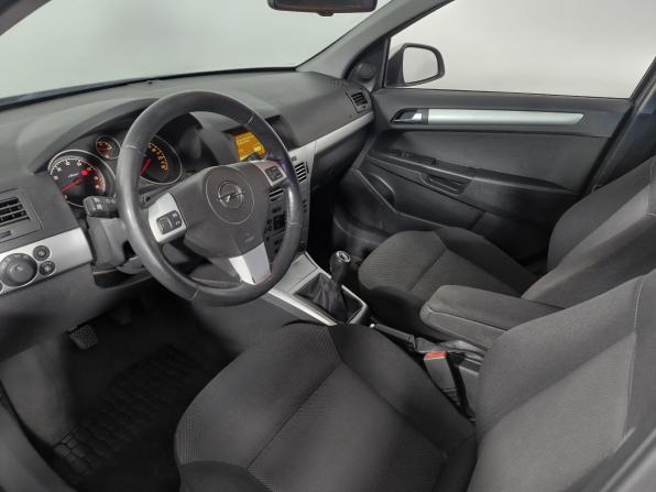 Opel Astra H Рестайлинг с пробегом 2011 года, цена 439 000 рублей, 257172 км, универсал, Автокод Объявления