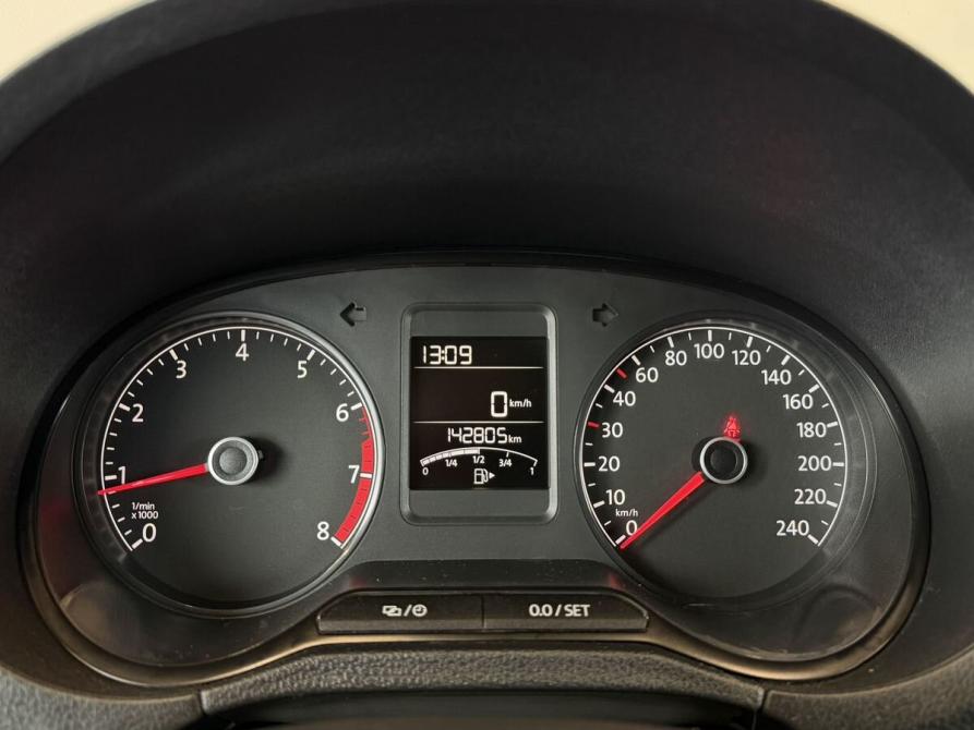 Volkswagen Polo V Рестайлинг Псков  - изображение 13