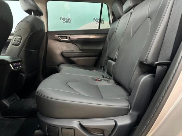 Toyota Highlander IV (XU70) с пробегом 2026 года, цена 5 300 000 рублей, 38 км, внедорожник, Автокод Объявления