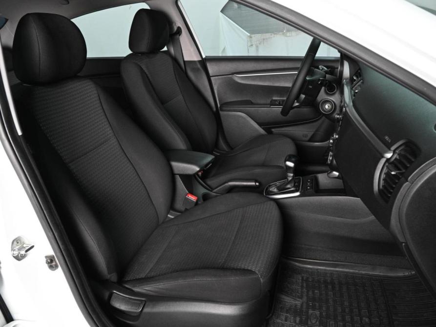 Kia Rio IV Рестайлинг Ростов-на-Дону  - изображение 8