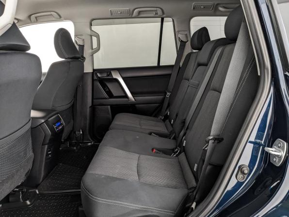 Toyota Land Cruiser Prado 150 Series Рестайлинг 2 с пробегом 2018 года, цена 4 605 000 рублей, 135589 км, внедорожник, Автокод Объявления