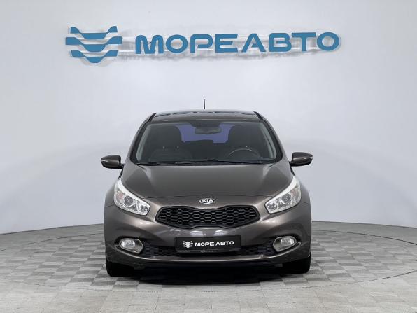 Kia Ceed II с пробегом 2013 года, цена 1 250 000 рублей, 140000 км, универсал, Автокод Объявления