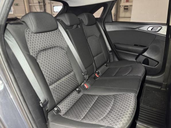 Kia Ceed III с пробегом 2018 года, цена 1 569 000 рублей, 79964 км, хэтчбек, Автокод Объявления