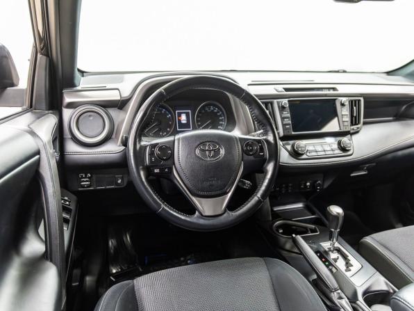 Toyota RAV4 IV (XA40) Рестайлинг с пробегом 2019 года, цена 1 948 000 рублей, 291021 км, внедорожник, Автокод Объявления