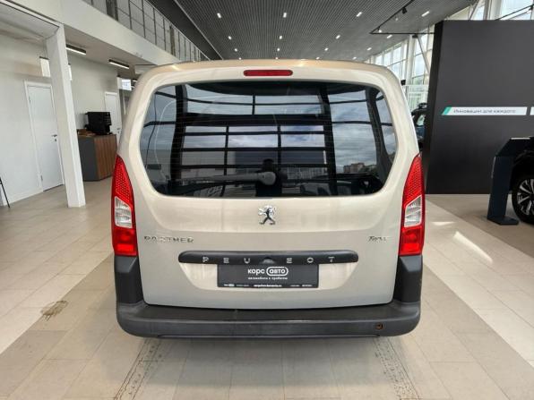 Peugeot Partner II с пробегом 2010 года, цена 656 000 рублей, 182500 км, компактвэн, Автокод Объявления