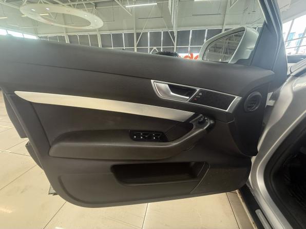 Audi A6 III (C6) с пробегом 2005 года, цена 500 000 рублей, 245837 км, универсал, Автокод Объявления