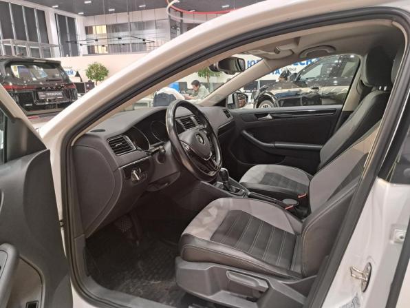 Volkswagen Jetta VI Рестайлинг с пробегом 2015 года, цена 1 452 000 рублей, 145301 км, седан, Автокод Объявления