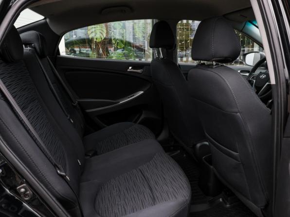 Hyundai Solaris I Рестайлинг с пробегом 2016 года, цена 1 049 000 рублей, 137247 км, седан, Автокод Объявления