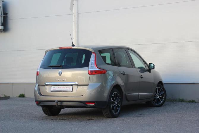 Renault Scenic III с пробегом 2012 года, цена 815 000 рублей, 204542 км, минивэн, Автокод Объявления
