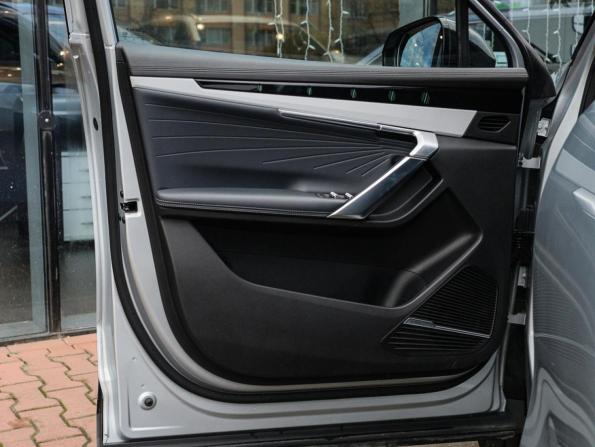 Geely Atlas II с пробегом 2024 года, цена 3 049 000 рублей, 20502 км, внедорожник, Автокод Объявления