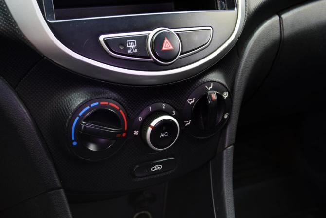 Hyundai Solaris I с пробегом 2011 года, цена 849 000 рублей, 151889 км, хэтчбек, Автокод Объявления