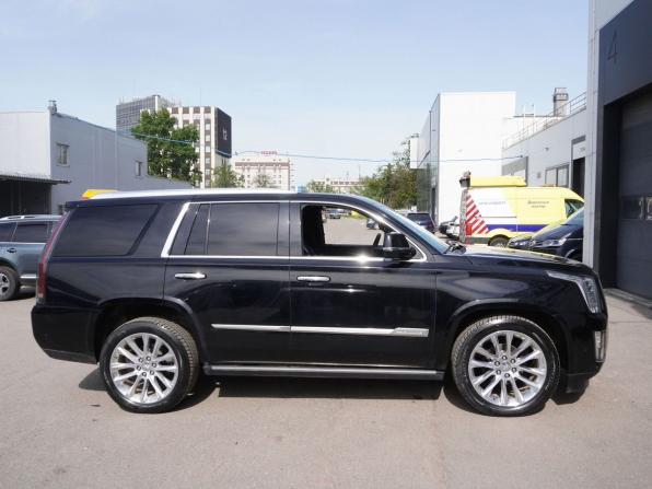 Cadillac Escalade IV с пробегом 2020 года, цена 4 956 000 рублей, 147835 км, внедорожник, Автокод Объявления