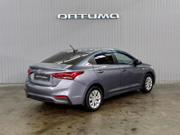 Hyundai Solaris II с пробегом 2017 года, цена 1 297 000 рублей, 168520 км, седан, Автокод Объявления