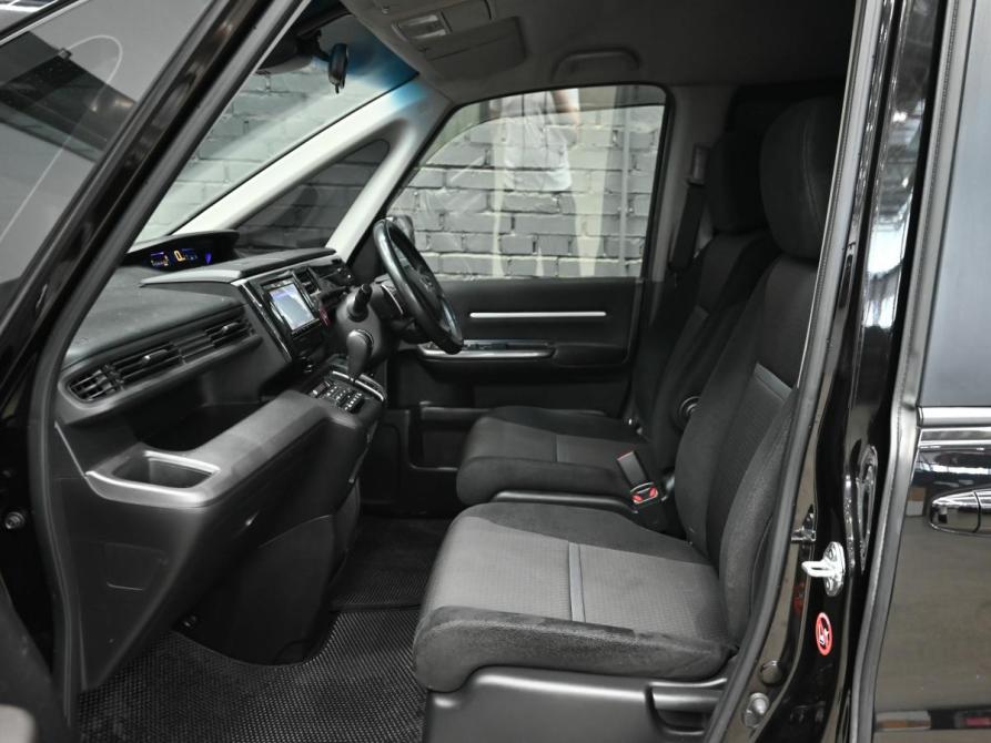 Honda Stepwgn V Рестайлинг Екатеринбург  - изображение 10