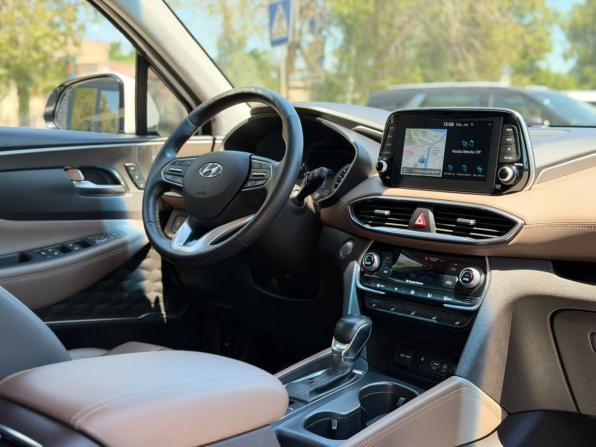 Hyundai Santa Fe IV с пробегом 2019 года, цена 2 720 000 рублей, 127792 км, внедорожник, Автокод Объявления