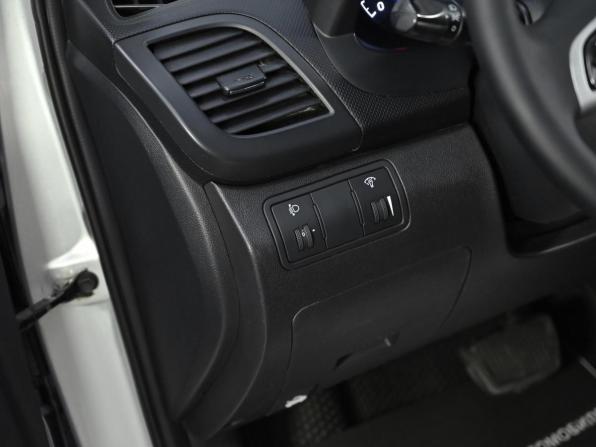 Hyundai Solaris I с пробегом 2013 года, цена 899 000 рублей, 140000 км, седан, Автокод Объявления