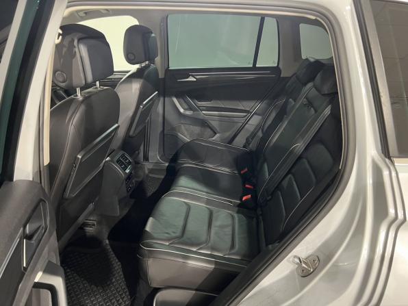 Volkswagen Tiguan II с пробегом 2019 года, цена 2 450 000 рублей, 132414 км, внедорожник, Автокод Объявления