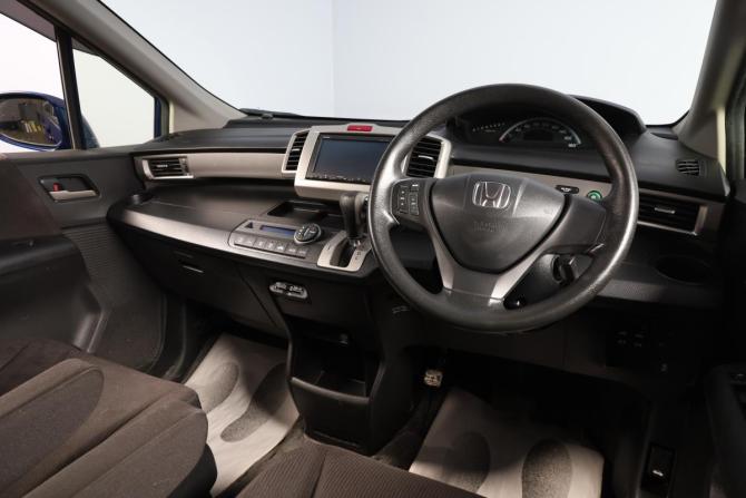 Honda Freed I Рестайлинг 2 с пробегом 2014 года, цена 1 299 000 рублей, 170000 км, компактвэн, Автокод Объявления