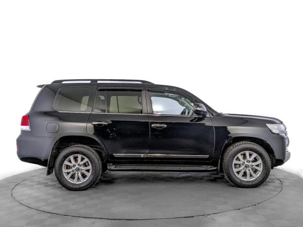 Toyota Land Cruiser 200 Series Рестайлинг 2 с пробегом 2020 года, цена 7 580 000 рублей, 136625 км, внедорожник, Автокод Объявления