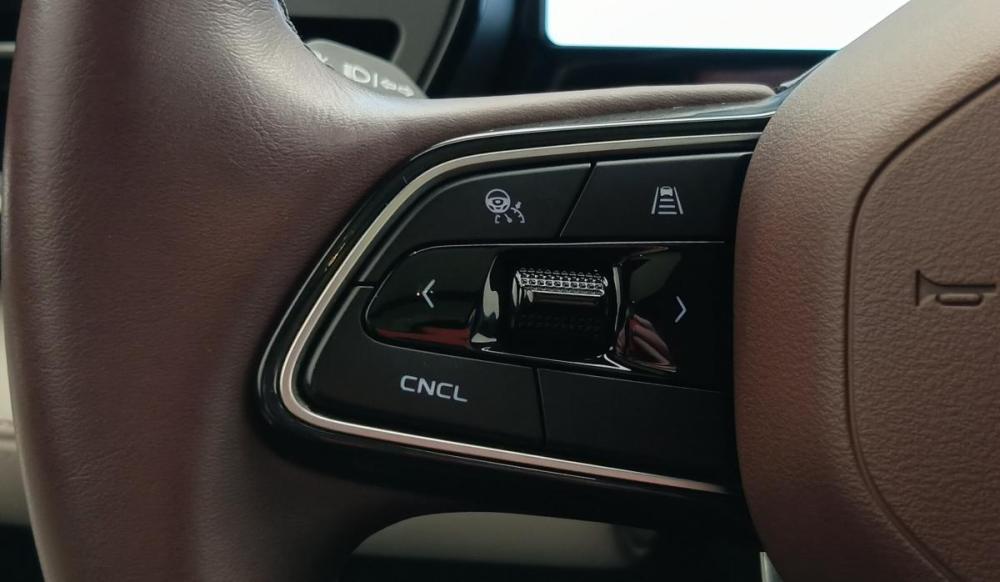 Geely Monjaro I Москва  - изображение 7