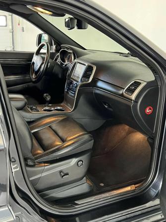 Jeep Grand Cherokee IV (WK2) Рестайлинг с пробегом 2013 года, цена 2 165 000 рублей, 212997 км, внедорожник, Автокод Объявления