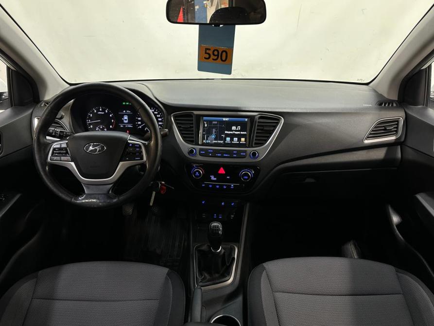 Hyundai Solaris II Санкт-Петербург  - изображение 7