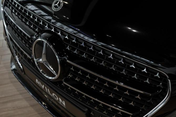 Новый Mercedes-Benz V-Класс III (W447) Рестайлинг 2 2024 года, цена 18 900 000 рублей, минивэн, Автокод Объявления