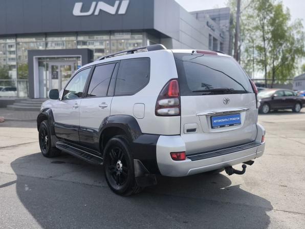 Toyota Land Cruiser Prado 120 Series Рестайлинг с пробегом 2008 года, цена 1 635 000 рублей, 443022 км, внедорожник, Автокод Объявления