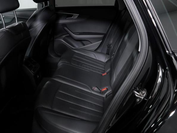 Audi A4 V (B9) с пробегом 2017 года, цена 2 350 000 рублей, 82300 км, седан, Автокод Объявления