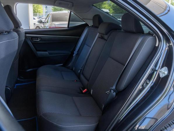 Toyota Corolla XI (E160 E170 E180) с пробегом 2013 года, цена 1 170 000 рублей, 215878 км, седан, Автокод Объявления