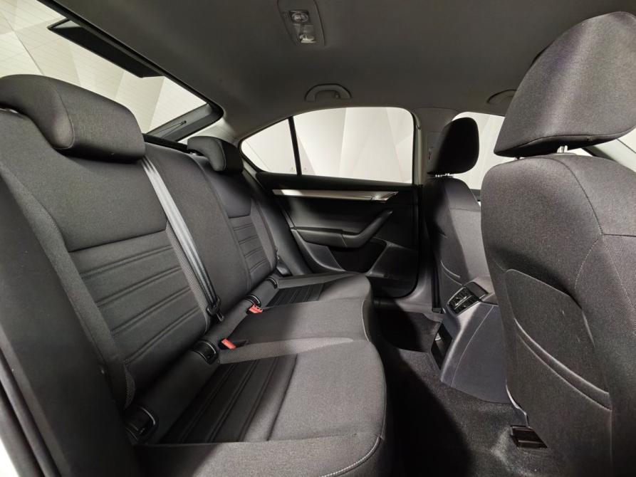 Skoda Octavia III (A7) Рестайлинг Москва  - изображение 16