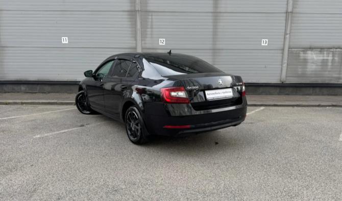 Skoda Octavia III (A7) Рестайлинг с пробегом 2018 года, цена 1 399 000 рублей, 183166 км, лифтбек, Автокод Объявления