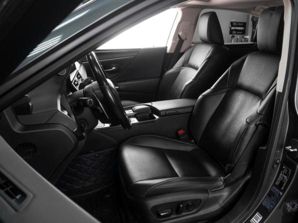 Lexus ES VII Рестайлинг с пробегом 2021 года, цена 3 919 000 рублей, 101495 км, седан, Автокод Объявления