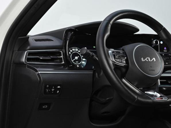 Kia K5 III с пробегом 2022 года, цена 1 849 000 рублей, 44974 км, седан, Автокод Объявления