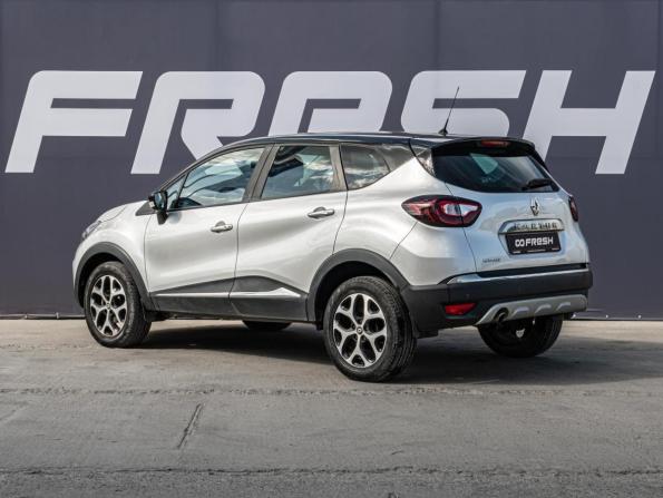 Renault Kaptur I с пробегом 2016 года, цена 1 474 000 рублей, 49839 км, внедорожник, Автокод Объявления