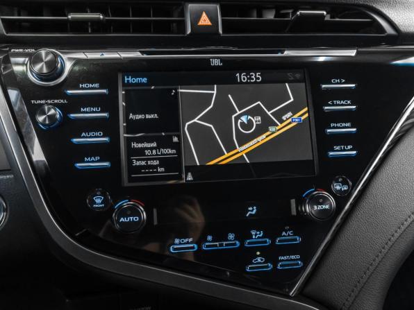 Toyota Camry VIII (XV70) с пробегом 2018 года, цена 2 679 000 рублей, 180920 км, седан, Автокод Объявления
