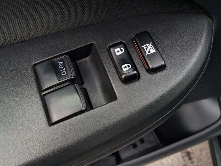 Toyota Corolla X (E140 E150) Рестайлинг Санкт-Петербург  - изображение 13