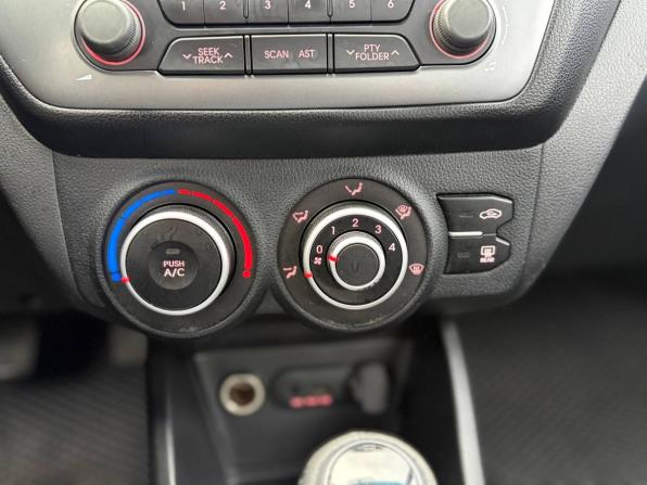 Kia Rio III с пробегом 2015 года, цена 750 000 рублей, 160000 км, седан, Автокод Объявления