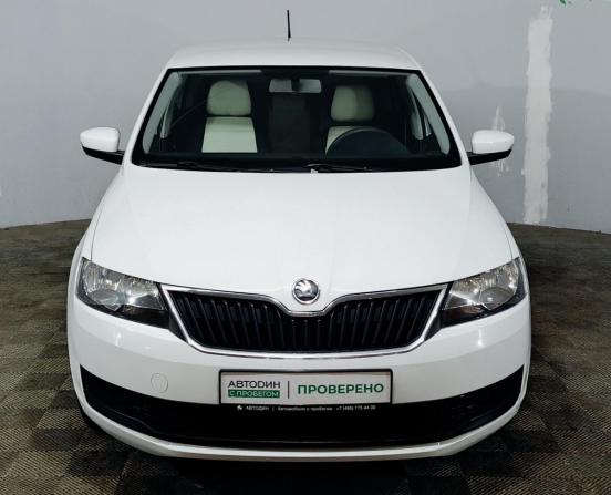 Skoda Rapid I Рестайлинг с пробегом 2018 года, цена 899 000 рублей, 125000 км, лифтбек, Автокод Объявления
