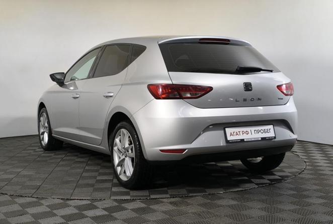 SEAT Leon III с пробегом 2014 года, цена 1 025 000 рублей, 194251 км, хэтчбек, Автокод Объявления