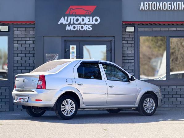 Renault Logan I Рестайлинг с пробегом 2011 года, цена 550 000 рублей, 90100 км, седан, Автокод Объявления