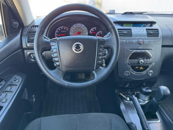 SsangYong Rexton II с пробегом 2010 года, цена 1 150 000 рублей, 107000 км, внедорожник, Автокод Объявления