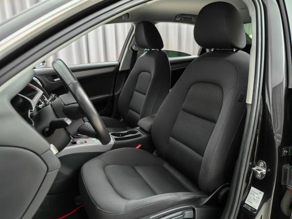Audi A4 IV (B8) Рестайлинг с пробегом 2013 года, цена 1 329 000 рублей, 127697 км, седан, Автокод Объявления