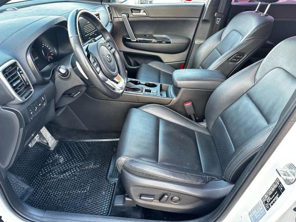 Kia Sportage IV Рестайлинг с пробегом 2020 года, цена 2 590 000 рублей, 117500 км, внедорожник, Автокод Объявления