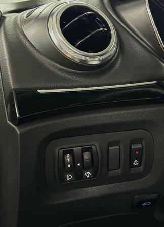 Renault Kaptur I Рестайлинг с пробегом 2021 года, цена 1 650 000 рублей, 65423 км, внедорожник, Автокод Объявления
