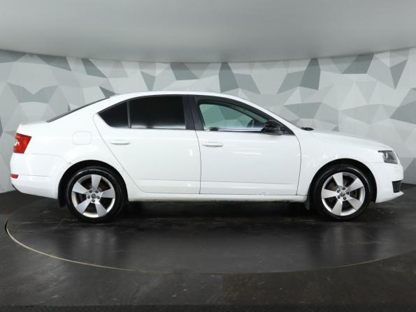 Skoda Octavia III (A7) с пробегом 2014 года, цена 1 249 000 рублей, 170000 км, лифтбек, Автокод Объявления