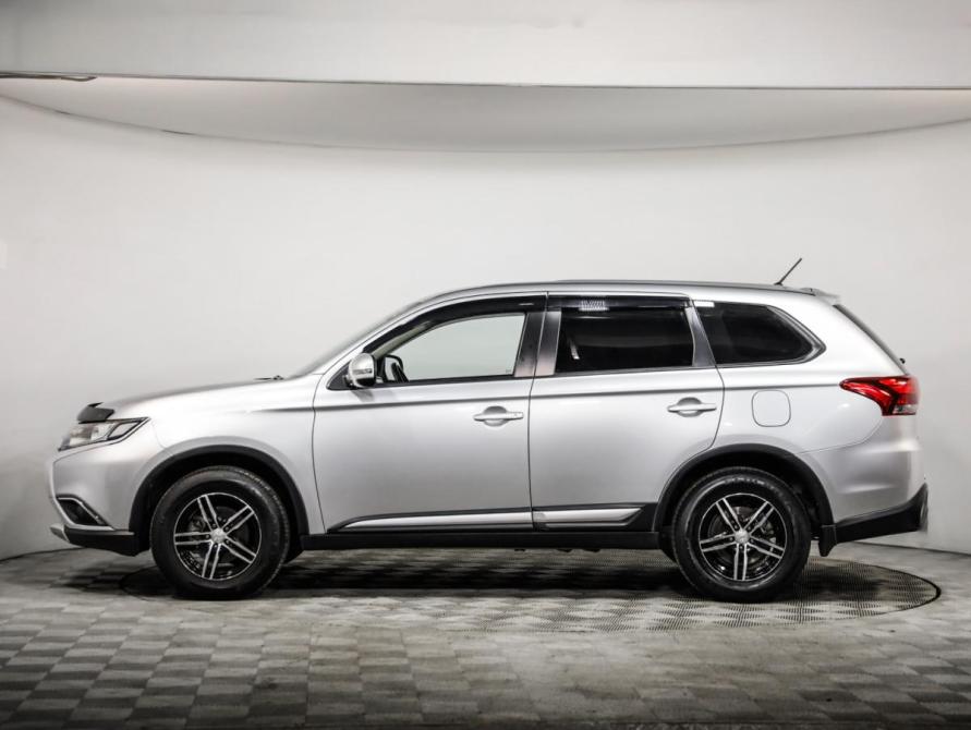 Mitsubishi Outlander III Рестайлинг 2 Санкт-Петербург  - изображение 9