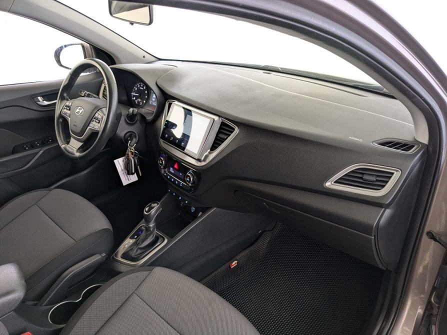 Hyundai Solaris II Москва  - изображение 11