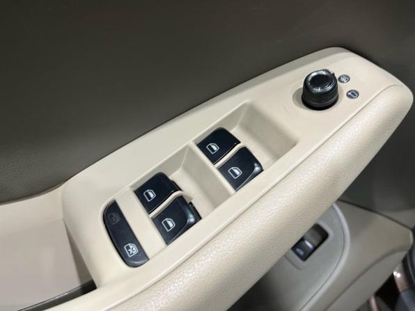 Audi Q5 I (8R) с пробегом 2012 года, цена 1 500 000 рублей, 183467 км, внедорожник, Автокод Объявления