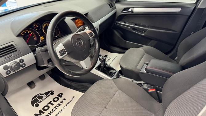 Opel Astra H Рестайлинг с пробегом 2011 года, цена 485 000 рублей, 237272 км, универсал, Автокод Объявления